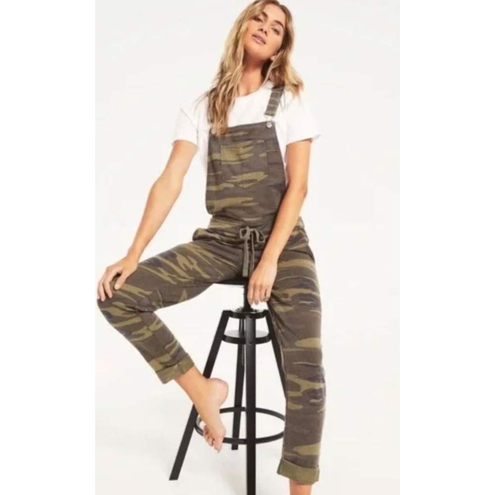 Z Supply The Camo Overalls Size Large NWT